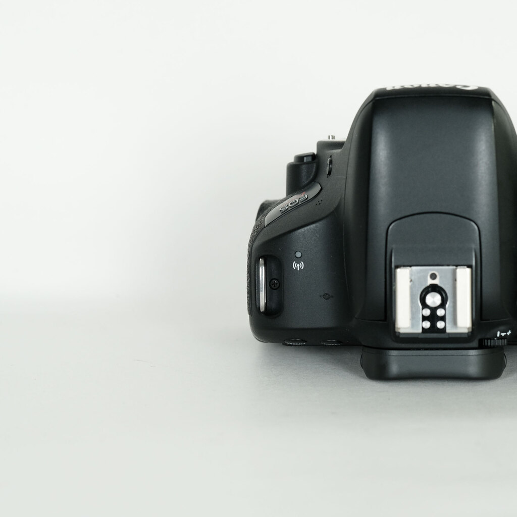 Canon EOS Kiss X9i