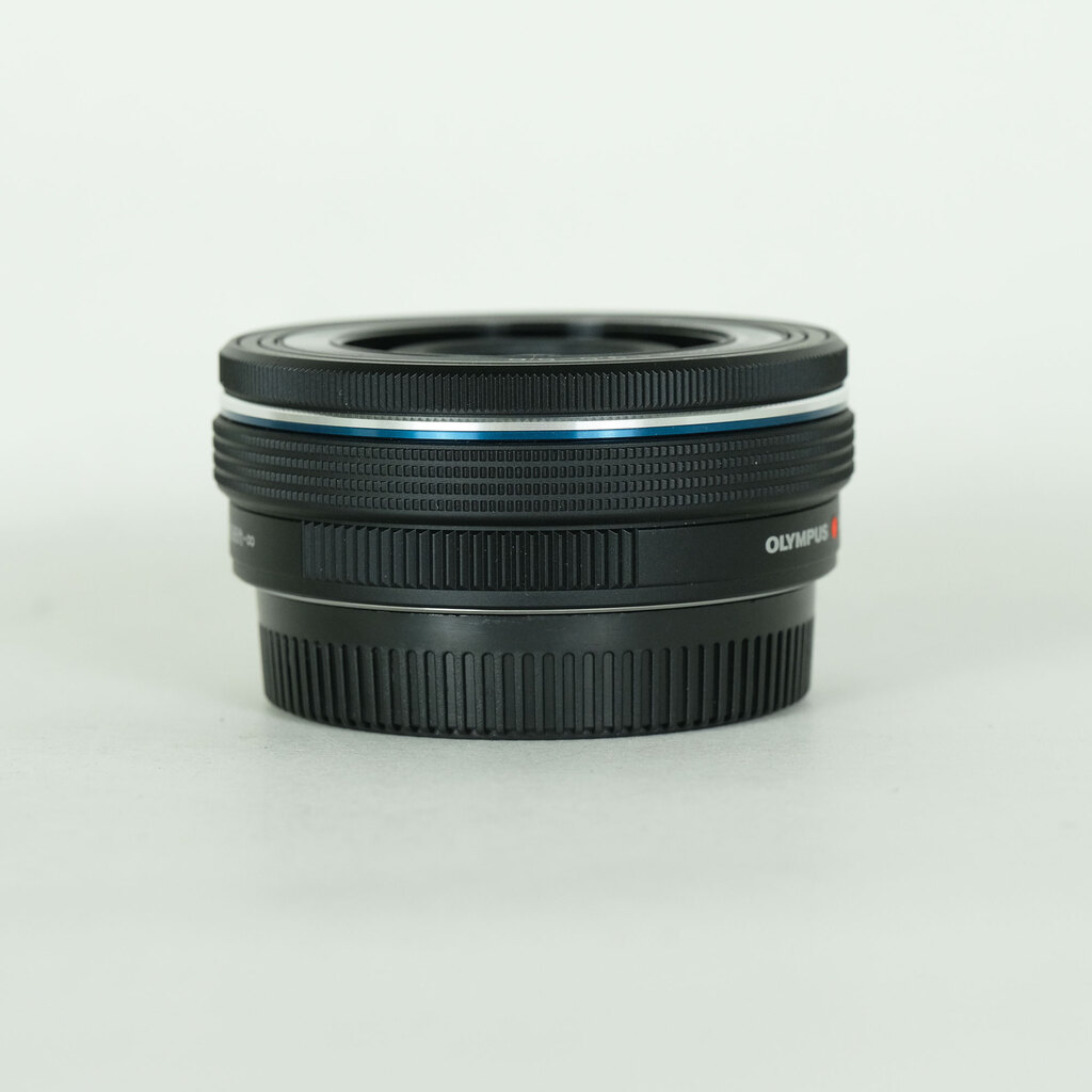 OLYMPUS M.ZUIKO DIGITAL ED 14-42mm F3.5-5.6 EZ ブラック