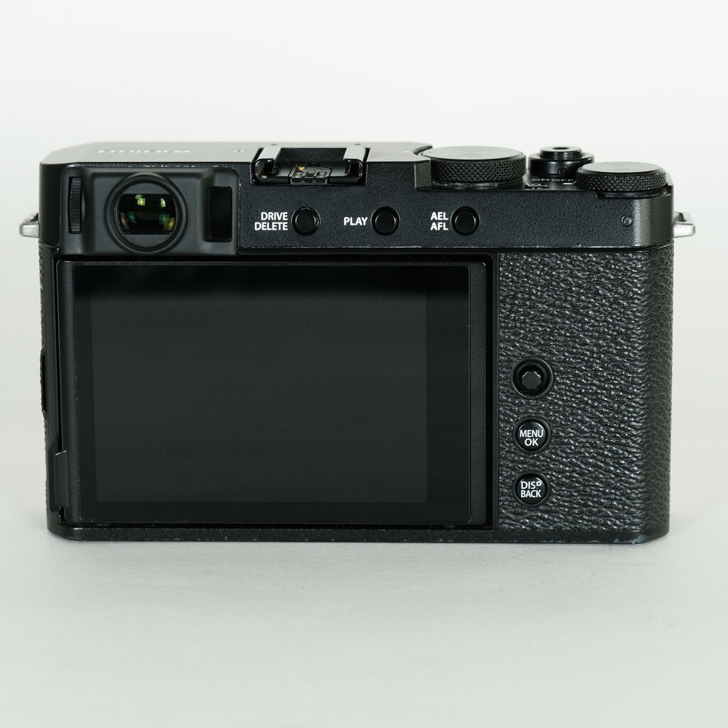 FUJIFILM X-E4 FUJIFILM X-E4