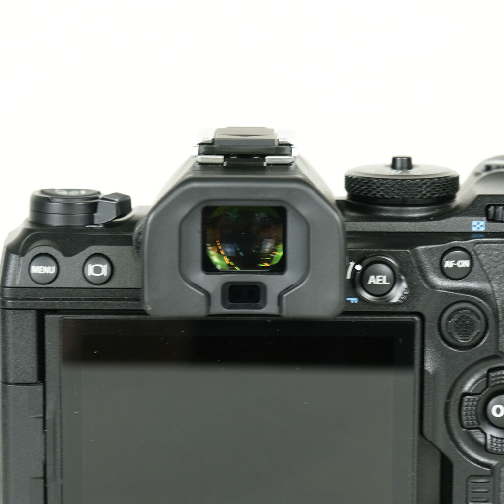 OM SYSTEM OM-1の出品 | ONE SCENE（ワンシーン）
