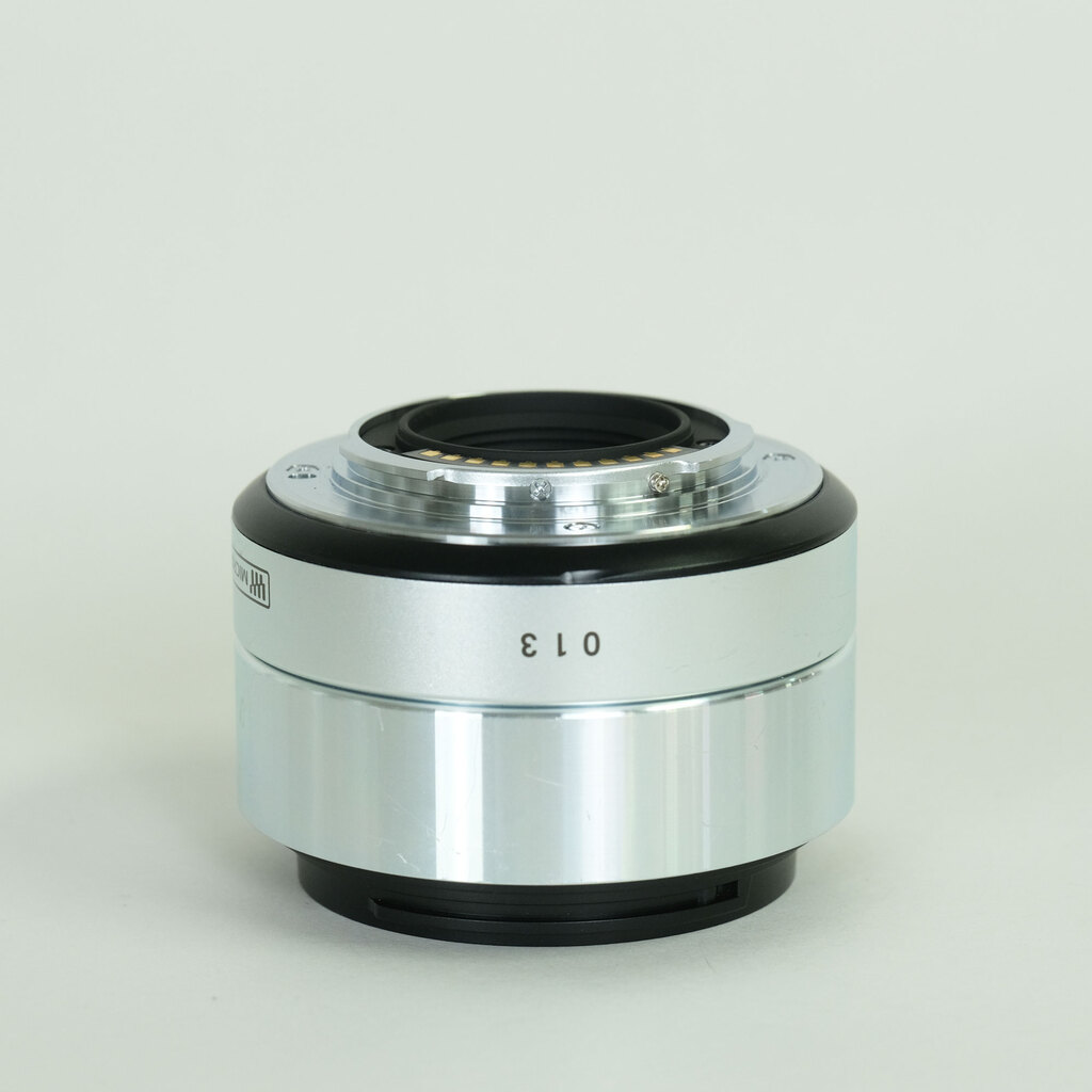 SIGMA A 30mm F2.8 DN (マイクロフォーサーズ用)シルバー SIGMA A 30mm F2.8 DN (マイクロフォーサーズ用)シルバー