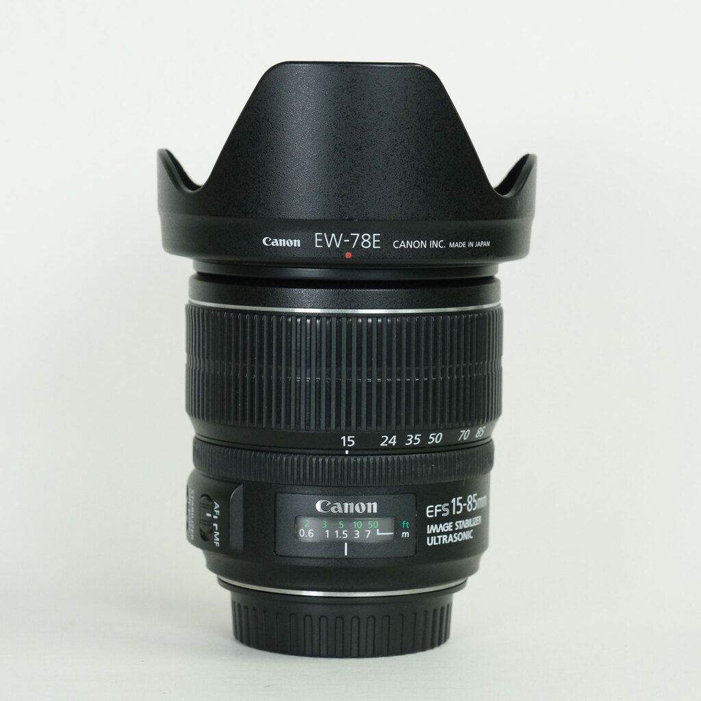 Canon EF-S15-85mm F3.5-5.6 IS USM