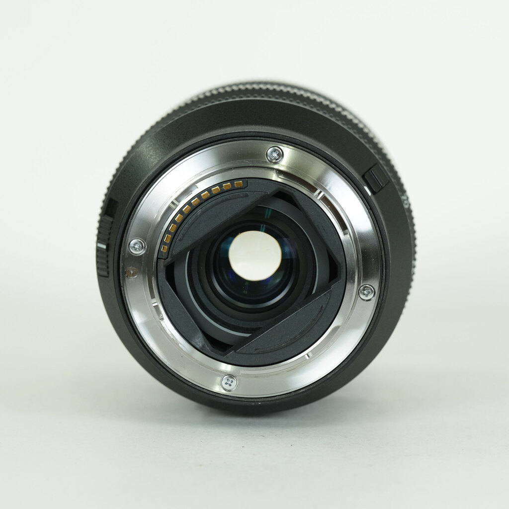 SONY FE 20-70mm F4 G SEL2070G