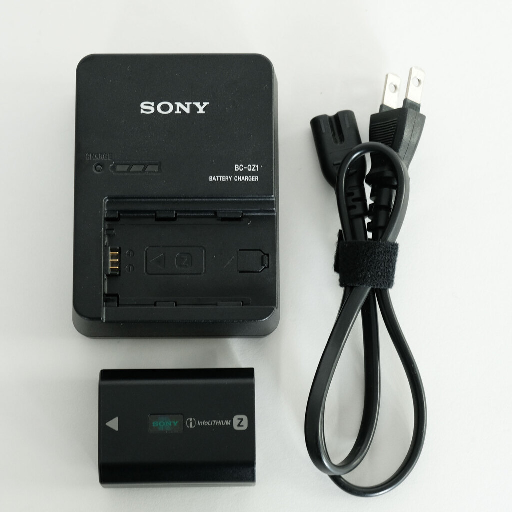 SONY α7RIV ボディ ILCE-7RM4A   【後期モデル 液晶下部にSONYロゴなし】