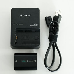 SONY α7RIV ボディ ILCE-7RM4A   【後期モデル 液晶下部にSONYロゴなし】