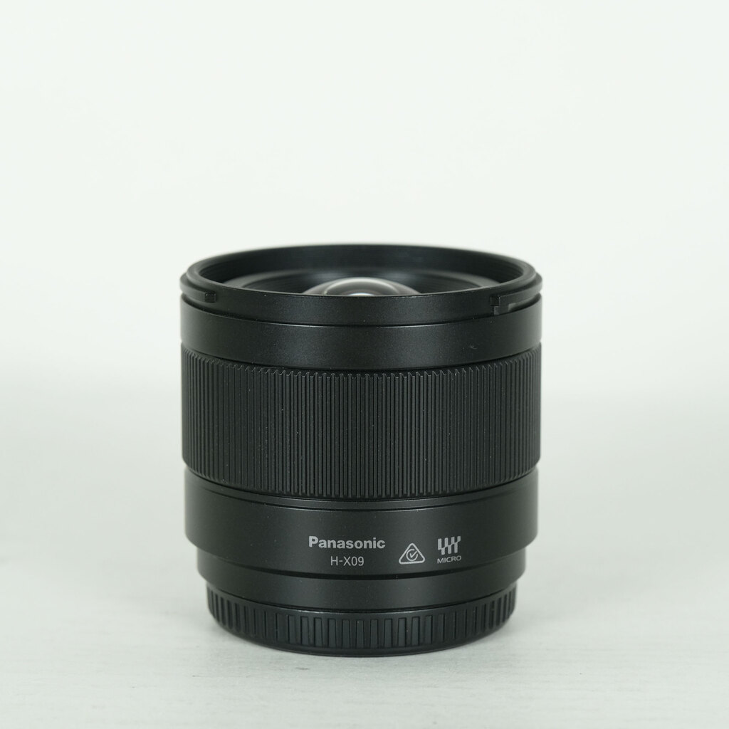 Panasonic LEICA DG SUMMILUX 9mm / F1.7 ASPH.の出品 | ONE SCENE