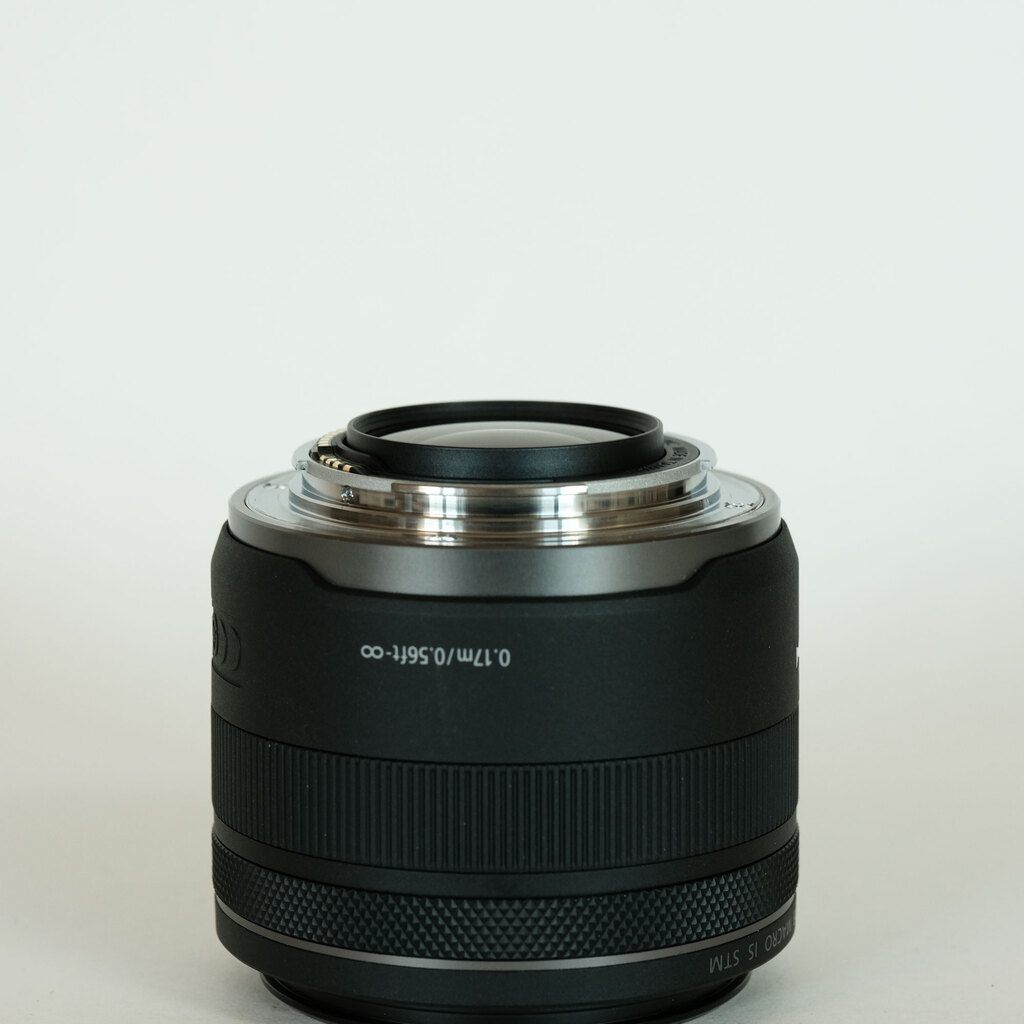 Canon RF35mm F1.8 MACRO IS STM