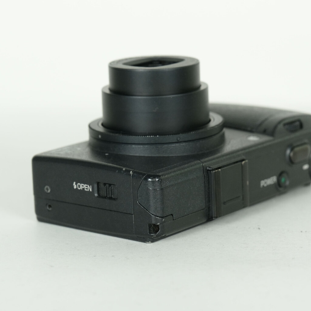 RICOH GR DIGITAL IIIの出品 | ONE SCENE（ワンシーン）