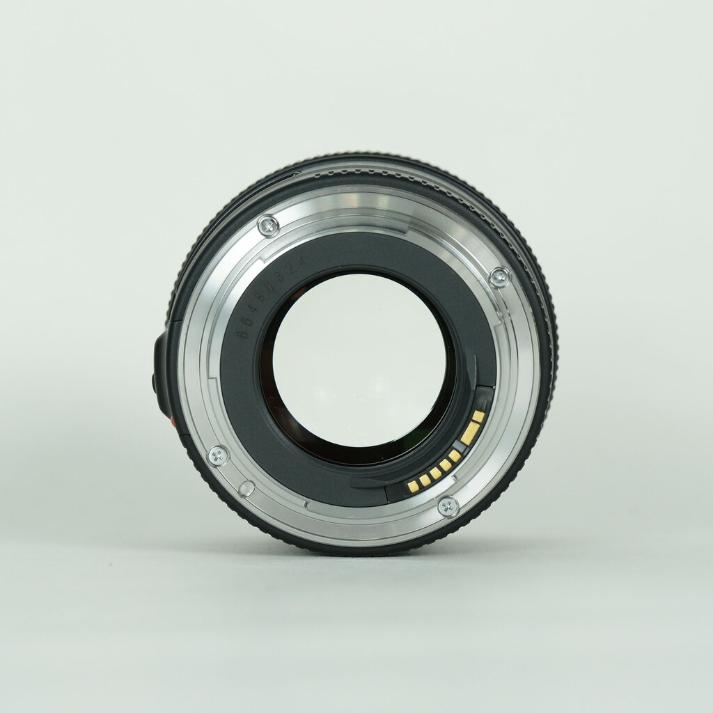 Canon EF85mm F1.8 USMの出品 | ONE SCENE（ワンシーン）
