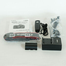 Canon EOS 5D Mark IV