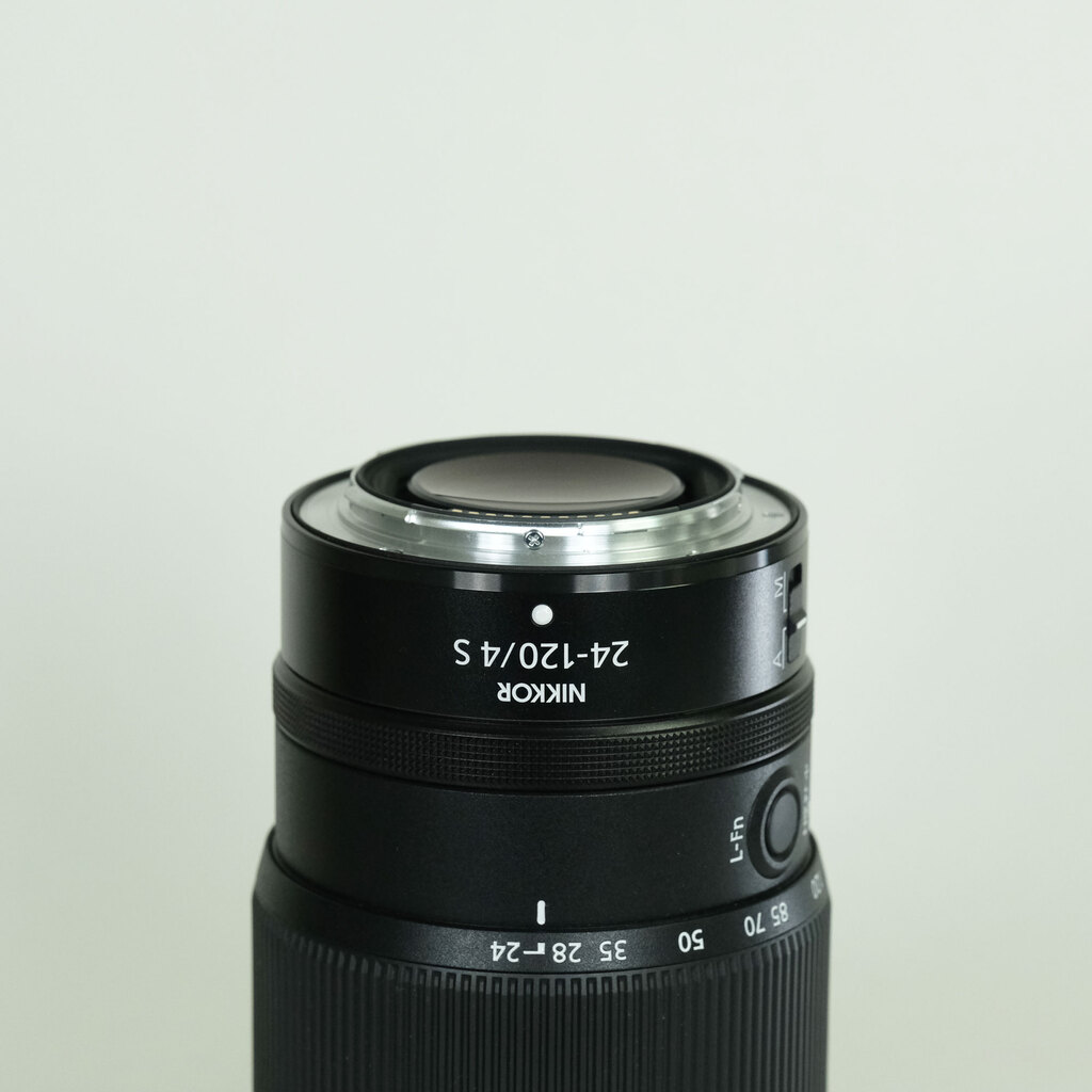 Nikon NIKKOR Z 24-120mm f/4 S Nikon NIKKOR Z 24-120mm f/4 S