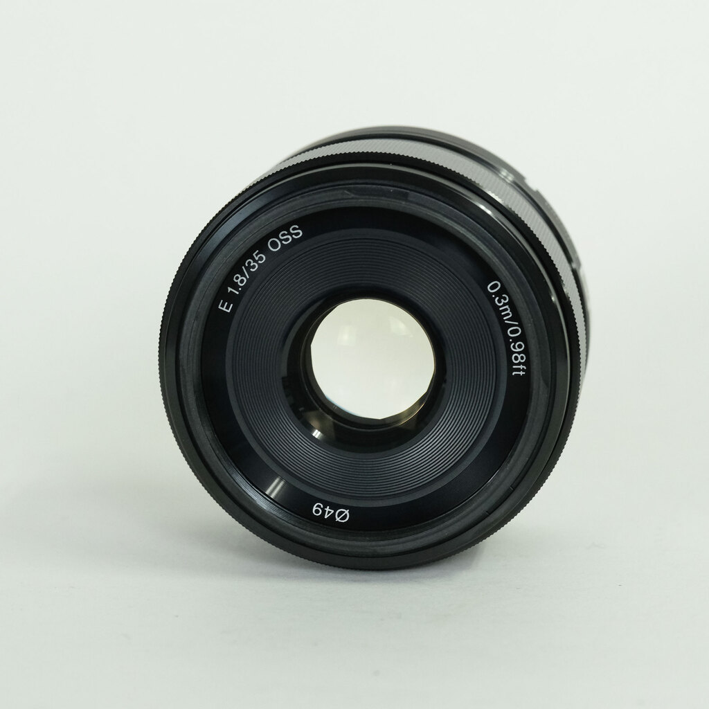 SONY E 35mm F1.8 OSS SEL35F18 SONY E 35mm F1.8 OSS SEL35F18