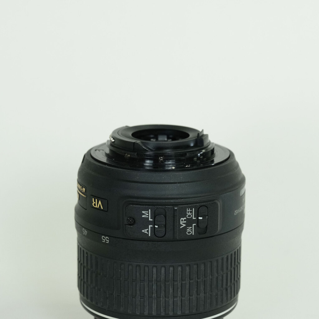 Nikon AF-S DX NIKKOR 18-55mm F3.5-5.6 G VR