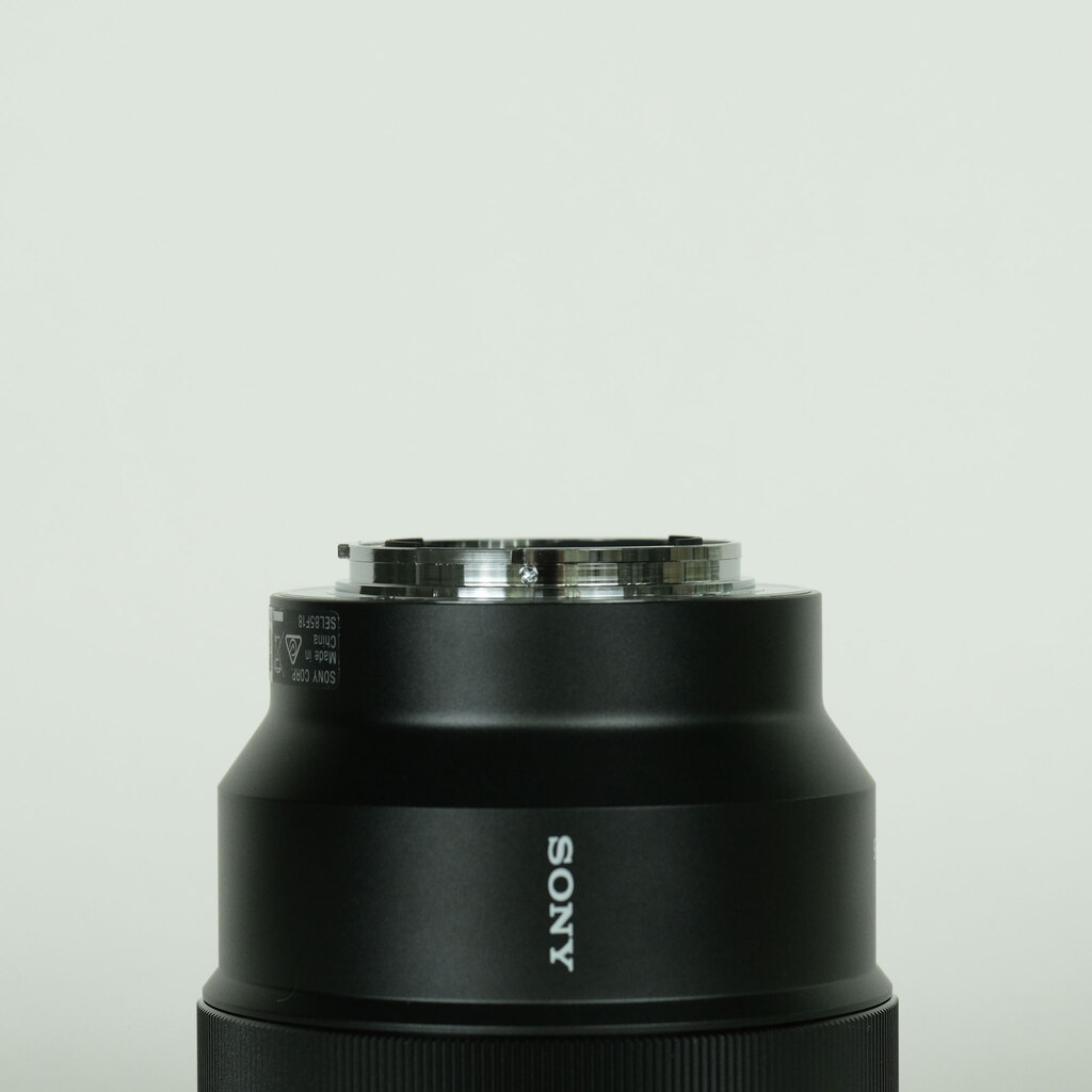 SONY FE 85mm F1.8 SEL85F18の出品 | ONE SCENE（ワンシーン）