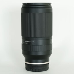 TAMRON 70-300mm F/4.5-6.3 Di III RXD (Model A047) [ソニーE用]