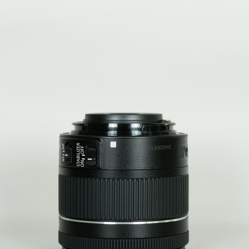 Canon EF-S18-55mm F4-5.6 IS STM