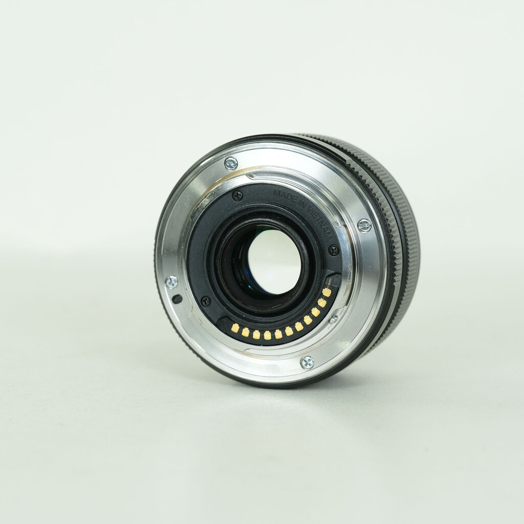 OLYMPUS M.ZUIKO DIGITAL 17mm F1.8