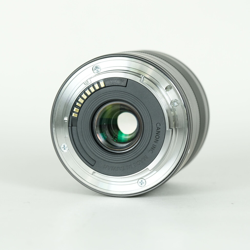 Canon EF-M18-55mm F3.5-5.6 IS STMの出品 | ONE SCENE（ワンシーン）
