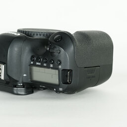 Canon EOS 6D Mark II