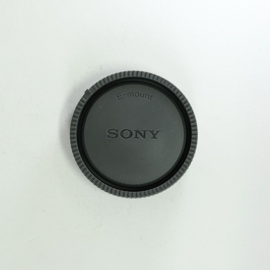 SONY E 10-18mm F4 OSS SEL1018