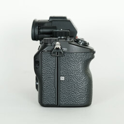 SONY α7 III（ILCE-7M3）