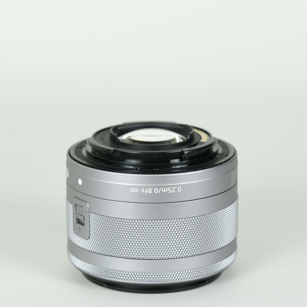 Canon EF-M15-45mm F3.5-6.3 IS STMの出品 | ONE SCENE（ワンシーン）