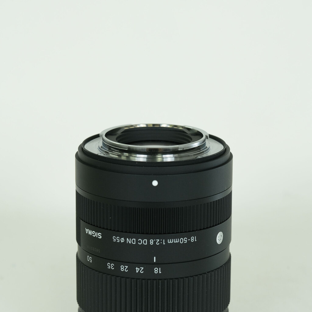 SIGMA 18-50mm F2.8 DC DN｜Contemporary [フジフイルムX用]