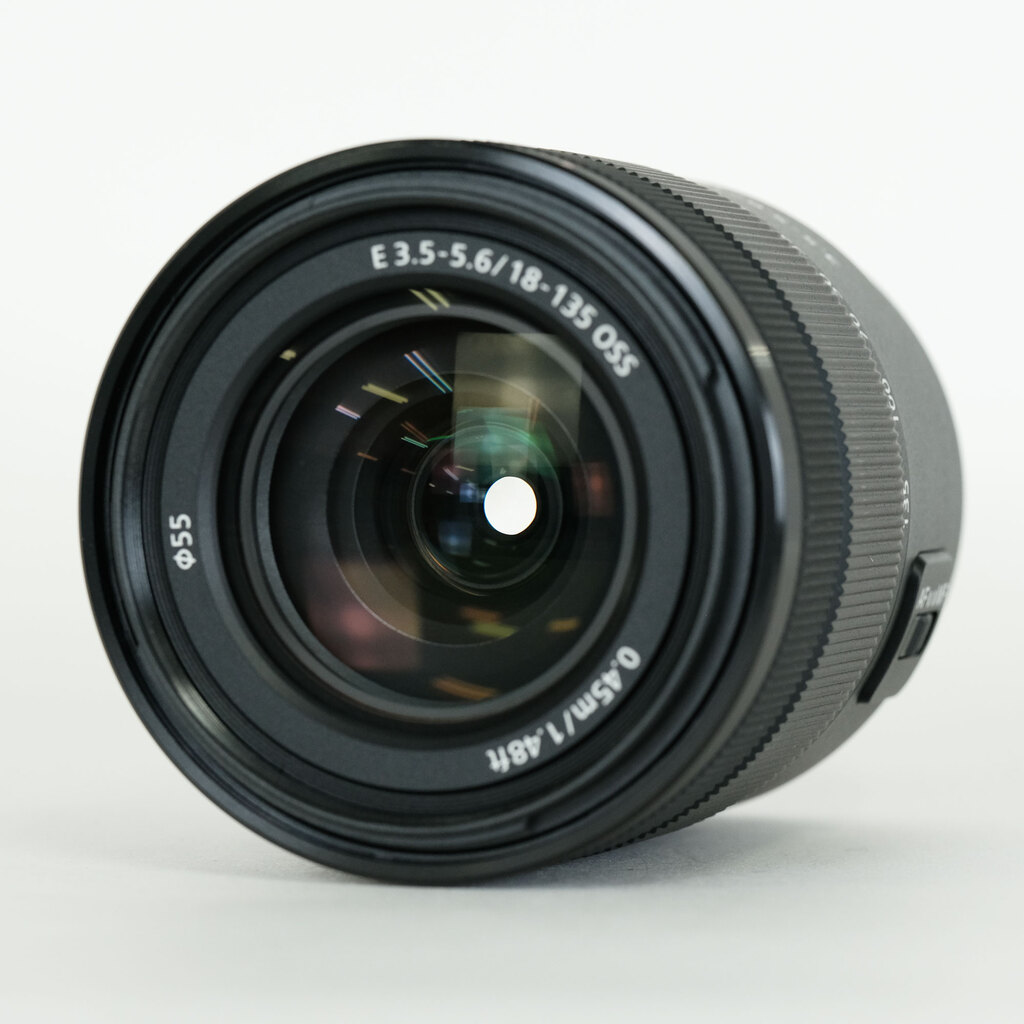 SONY E 18-135mm F3.5-5.6 OSS SEL18135