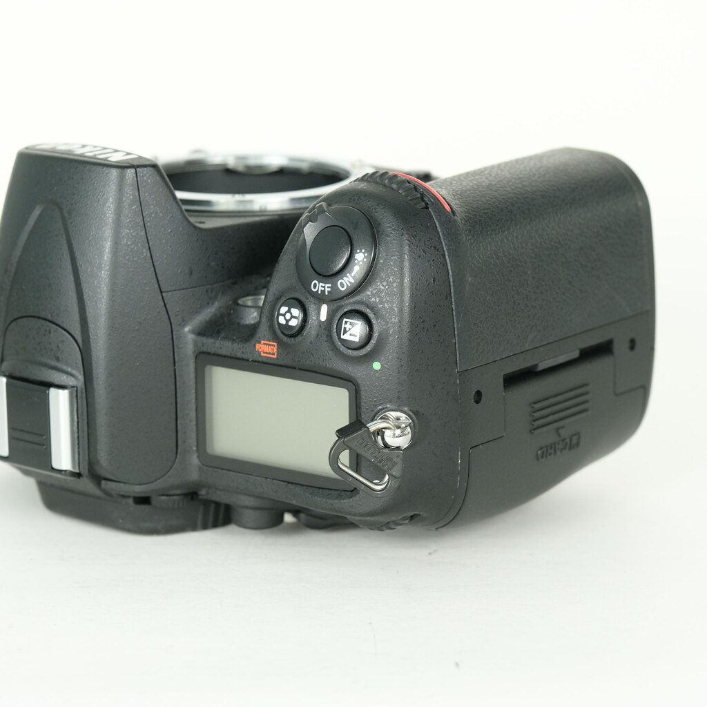 Nikon D7000の出品 | ONE SCENE（ワンシーン）