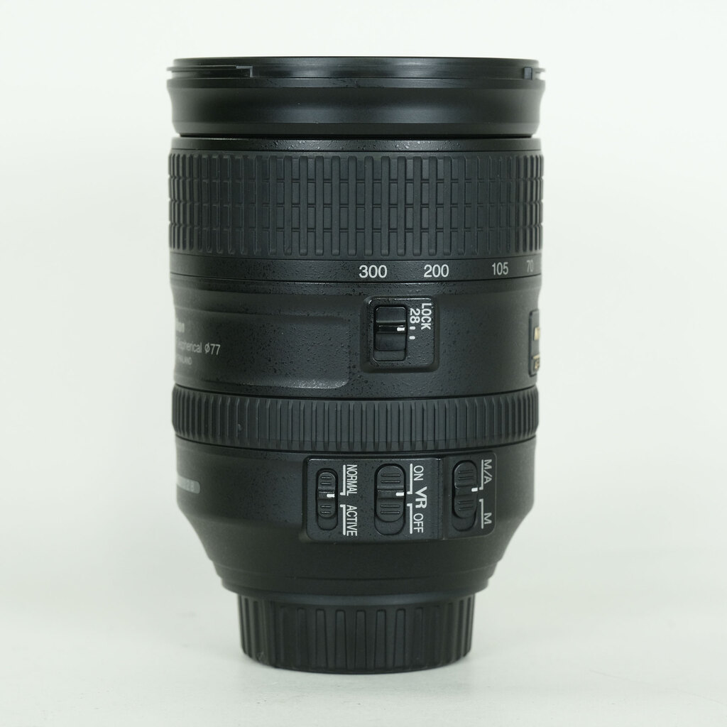 Nikon AF-S NIKKOR 28-300mm f/3.5-5.6G ED VR Nikon AF-S NIKKOR 28-300mm f/3.5-5.6G ED VR