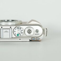 OLYMPUS PEN E-PL9