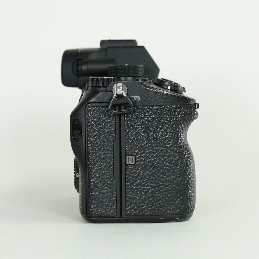 SONY α7 III(ILCE-7M3) SONY α7 III(ILCE-7M3)