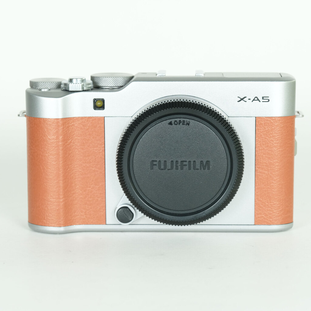 FUJIFILM X-A5 ボディ ブラウン