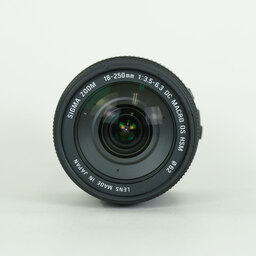 SIGMA 18-250mm F3.5-6.3 DC MACRO OS HSM (ニコンF用)