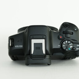 Canon EOS R50