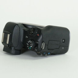 Canon EOS Kiss M Canon EOS Kiss M