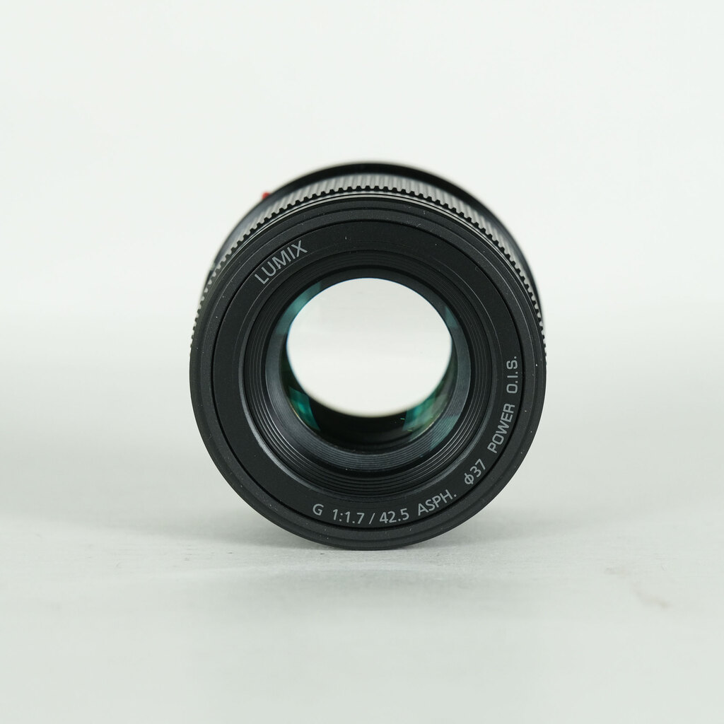 Panasonic LUMIX G 42.5mm / F1.7 ASPH. / POWER O.I.S.の出品 | ONE