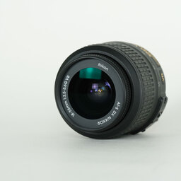 Nikon AF-S DX NIKKOR 18-55mm F3.5-5.6 G VR