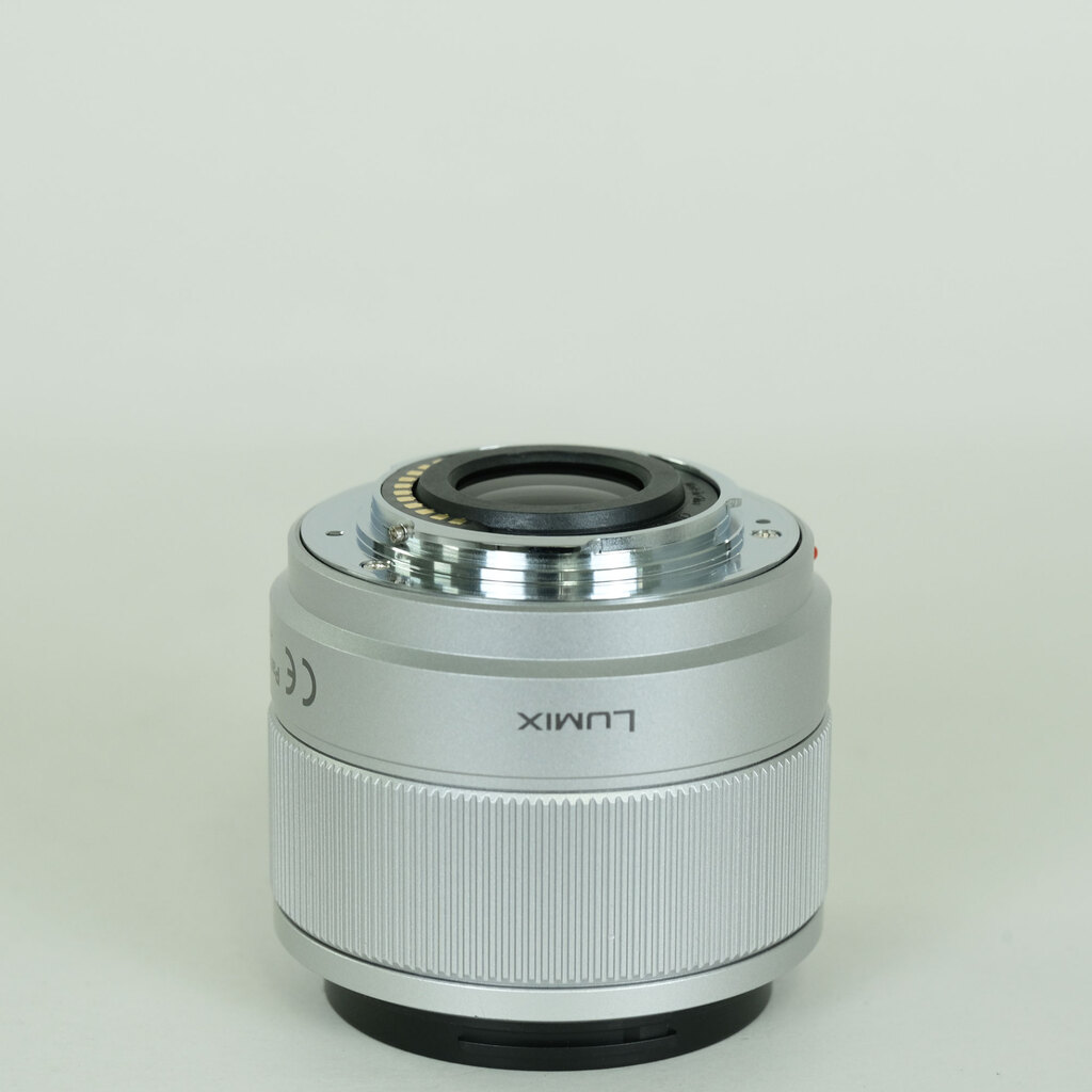 Panasonic LUMIX G 25mm F1.7 ASPH.