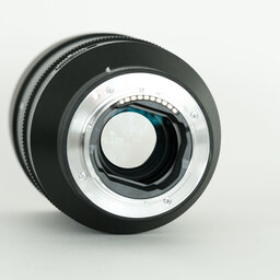 SONY FE 135mm F1.8 GM SEL135F18GM