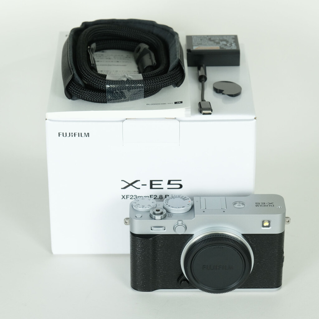 FUJIFILM X-E5の出品 | ONE SCENE（ワンシーン）