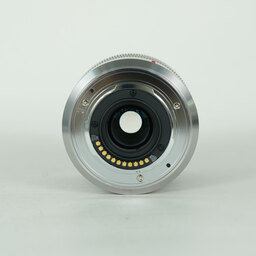 Panasonic LUMIX G VARIO 45-150mm / F4.0-5.6 ASPH. / MEGA O.I.S.