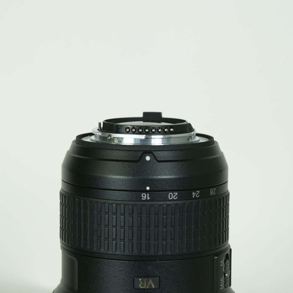 Nikon AF-S NIKKOR 16-35mm F4 G ED VR
