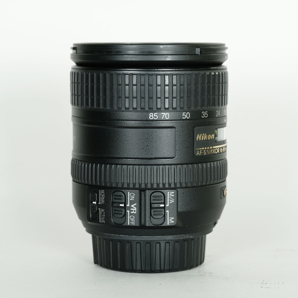 Nikon AF-S DX NIKKOR 16-85mm F3.5-5.6G ED VR
