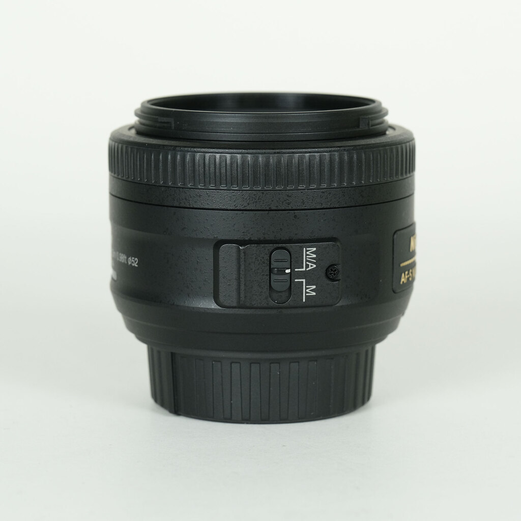 Nikon AF-S DX NIKKOR 35mm f/1.8G