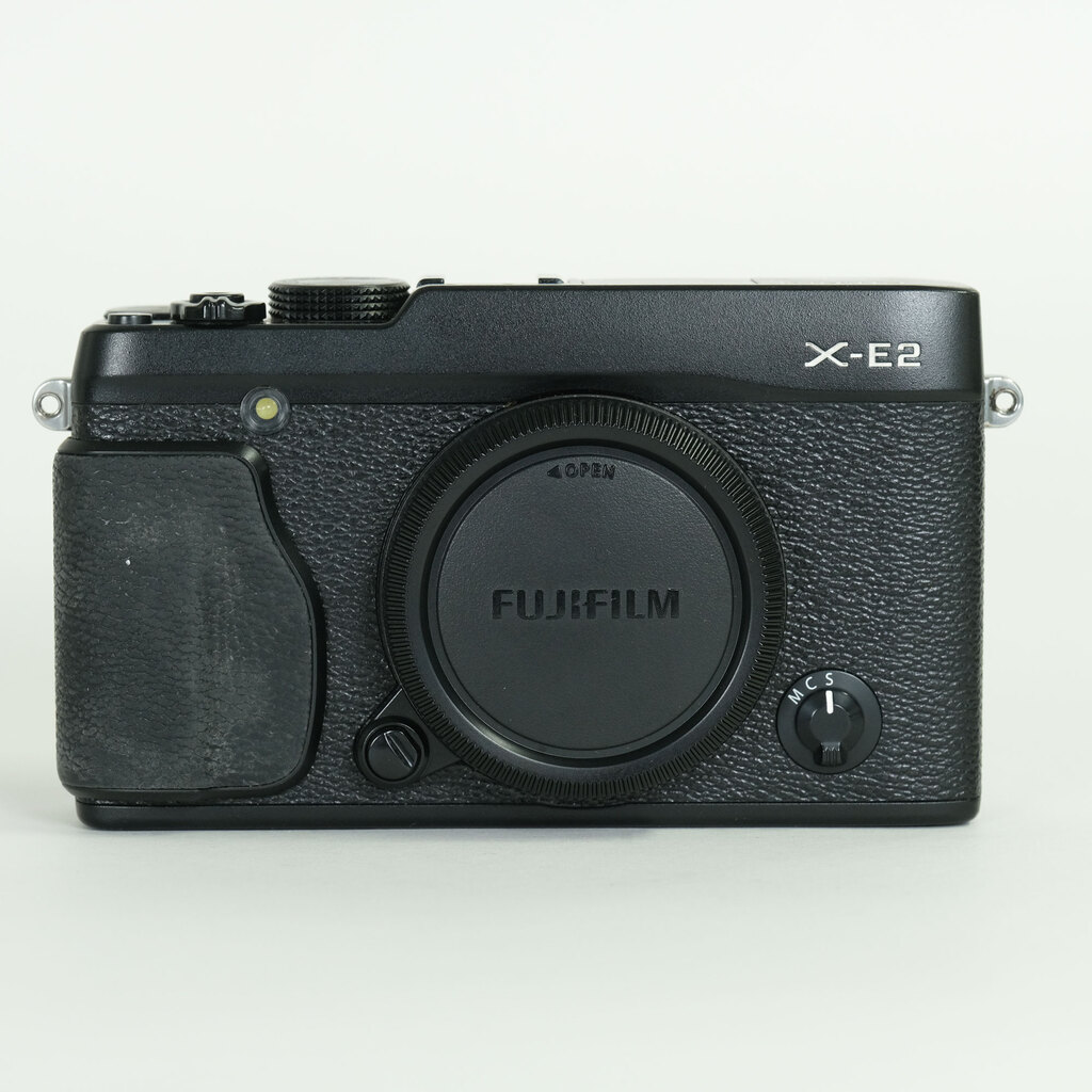 FUJIFILM X-E2