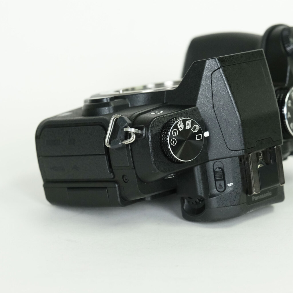 Panasonic LUMIX DMC-G8 Panasonic LUMIX DMC-G8