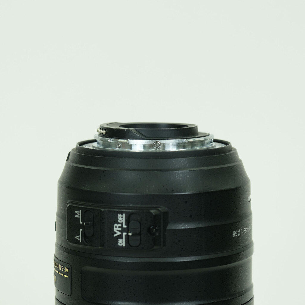 Nikon AF-S DX NIKKOR 55-300mm F4.5-5.6G ED VR Nikon AF-S DX NIKKOR 55-300mm F4.5-5.6G ED VR