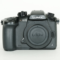Panasonic LUMIX DC-GH5