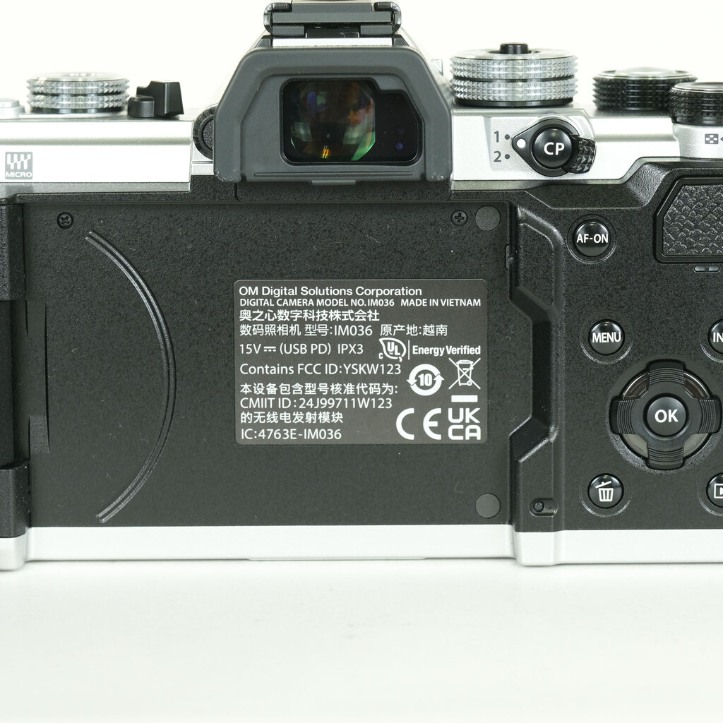 OM SYSTEM OM-3